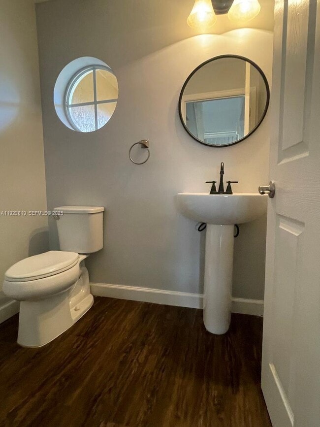 Foto del edificio - 6132 Southard St