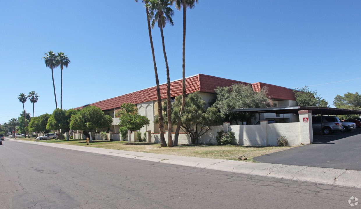 Building Photo - Berridge Villa Apartments