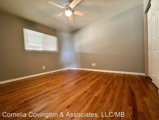 Building Photo - 4 br, 2 bath House - 166 Grinnell St.