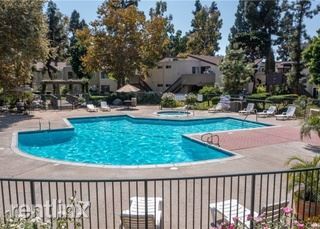 Foto del edificio - 1310 Cabrillo Park Dr