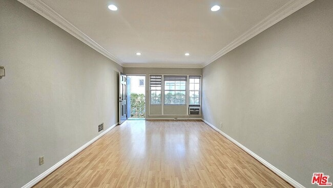 Foto del edificio - 1022 S Norton Ave