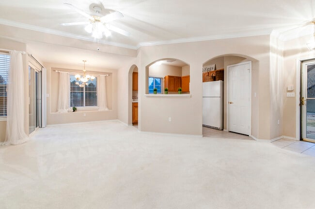 Building Photo - 3960 Riviera Grove