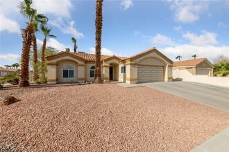 Building Photo - 6316 W La Madre Way