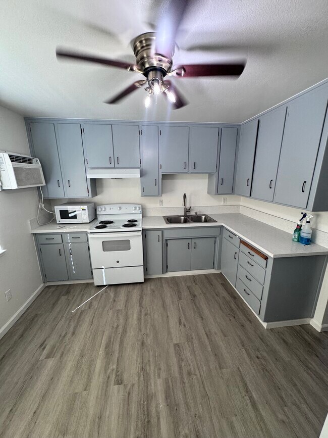 Foto del edificio - 814 2nd St