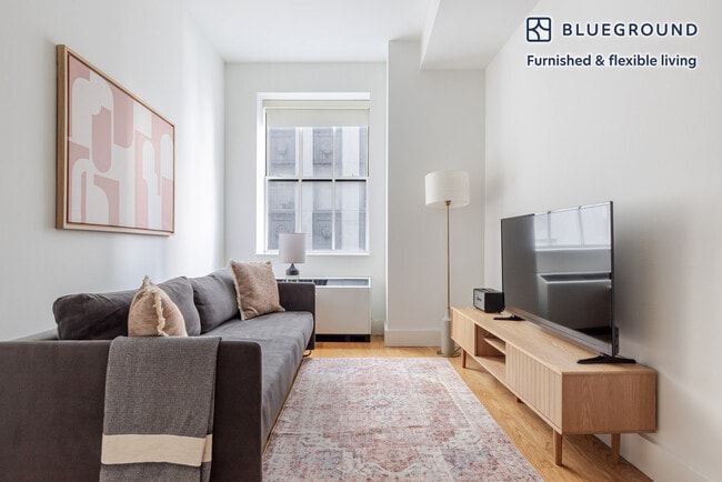 Building Photo - 63 Wall St