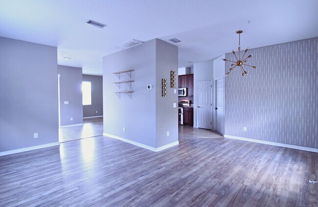 Building Photo - SPACIOUS 4-BED, 3-BATH HOME WITH PRIVATE BACKYARD PARADISE IN RIVERVIEW, FL
