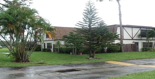 Foto del edificio - 148 Weybridge Cir