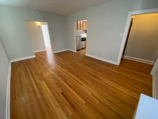 Foto del edificio - 2043 W Berwyn Ave