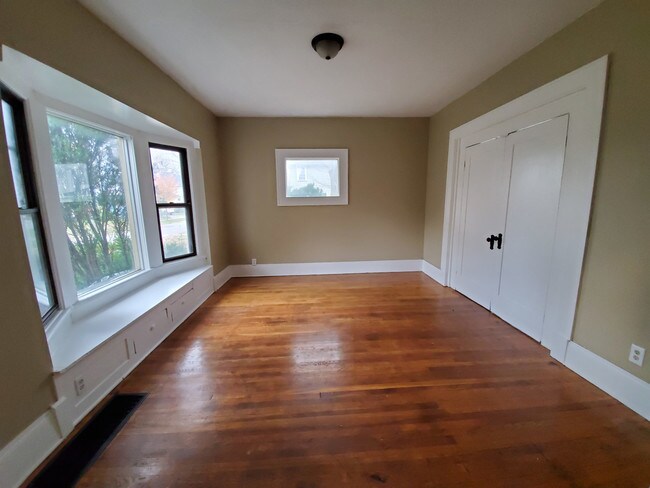 Foto del edificio - 240 Hazelwood Terrace Down