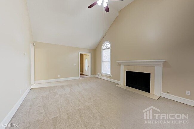 Building Photo - 4791 Meadowlark Dr SE