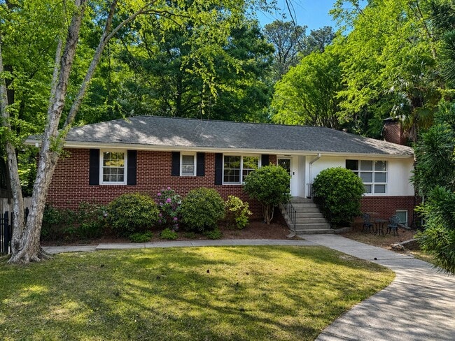 Building Photo - 1596 Deer Park Rd NE