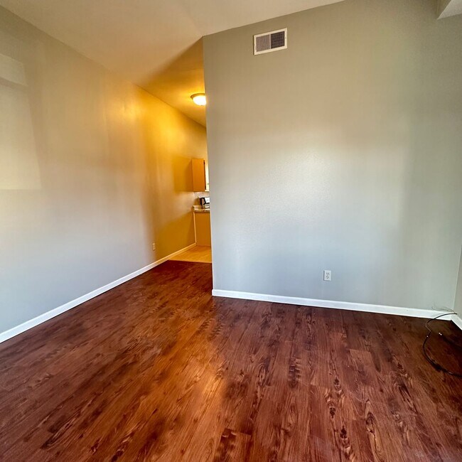 Foto del edificio - 2761-2765 Gravois Avenue