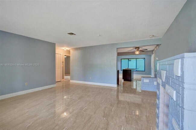 Foto del edificio - 2890 SW 9th St