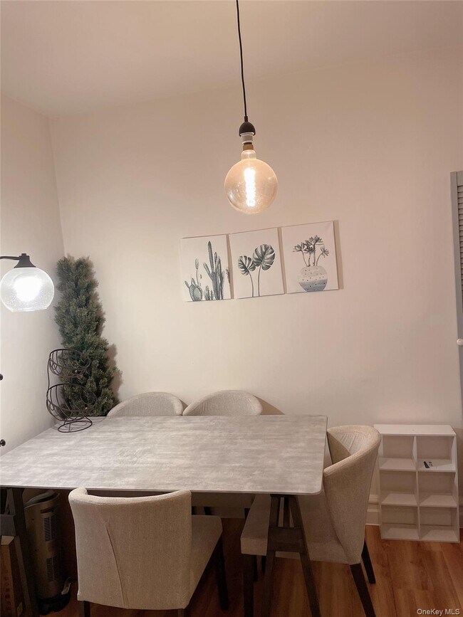 Foto del edificio - 110-21 73rd Rd