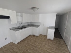 Building Photo - 1009 Luan Way