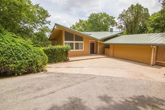 Building Photo - 1509 Westlake Dr, West Lake Hills, Texas 7...