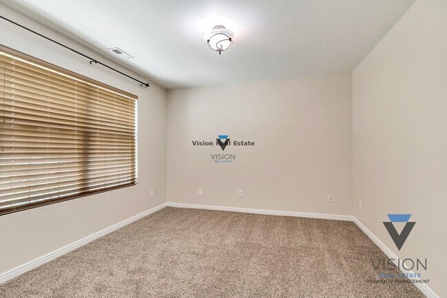 Building Photo - 1143 W 150 N
