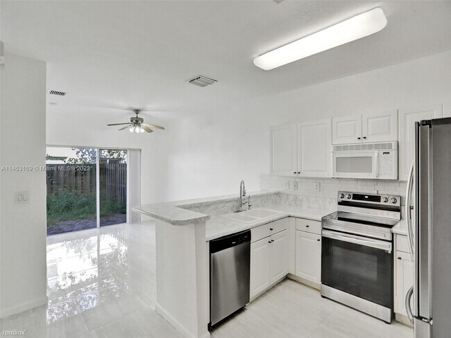 Foto del edificio - 4 br, 3 bath House - 22602 SW 89th Ct
