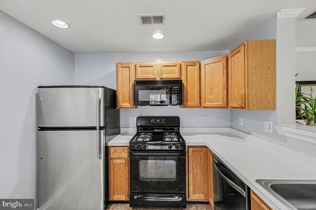 Foto del edificio - 1067 Gardenview Loop