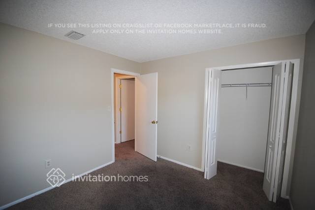 Foto del edificio - 5210 Curtis Blvd