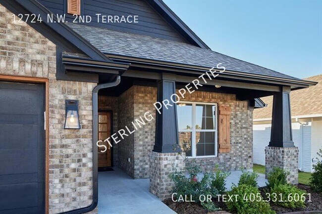 Foto del edificio - 12724 NW 2nd St