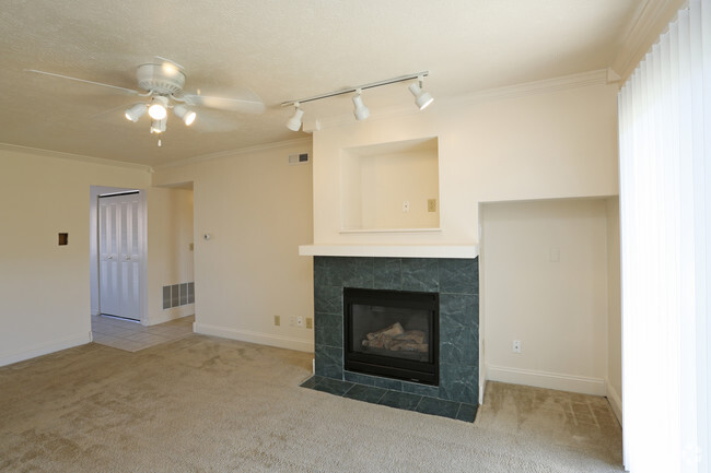 Living Room - Clobertin CT Apts.