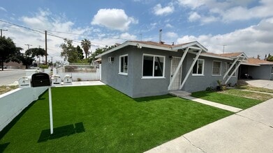 Building Photo - 632 W 9th St