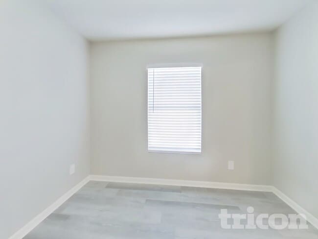 Building Photo - 15673 Briar Frst Dr