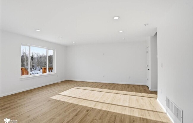 Foto del edificio - 336 Ashbrook Dr