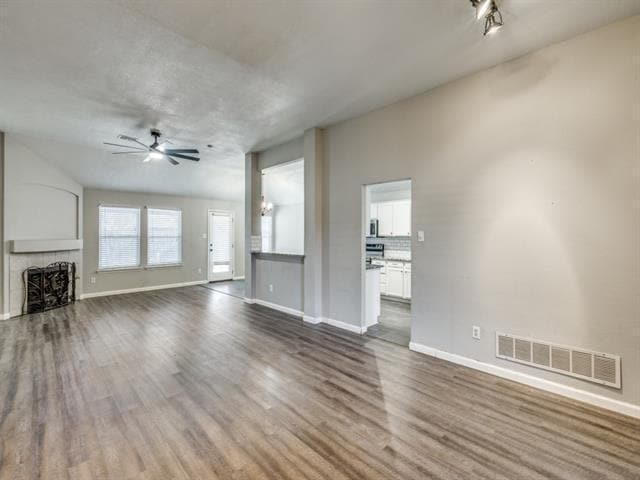 Foto del edificio - 3306 Olympus Ct