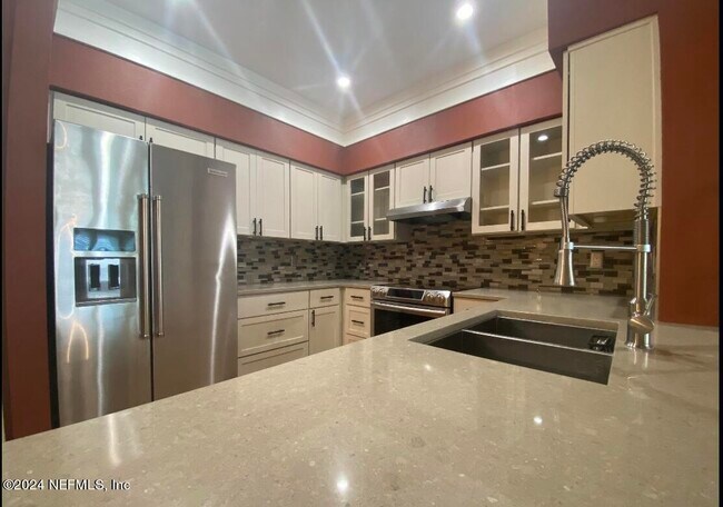 Foto del edificio - 8550 Touchton Rd