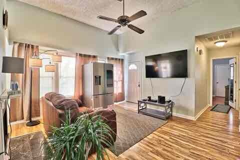 Building Photo - 126 Whitehaven Ct