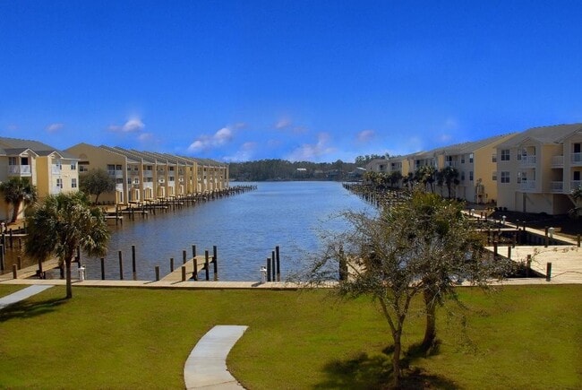 Building Photo - OCEAN SPRINGS SCHOOL DISTRICT WONDERFUL WA...