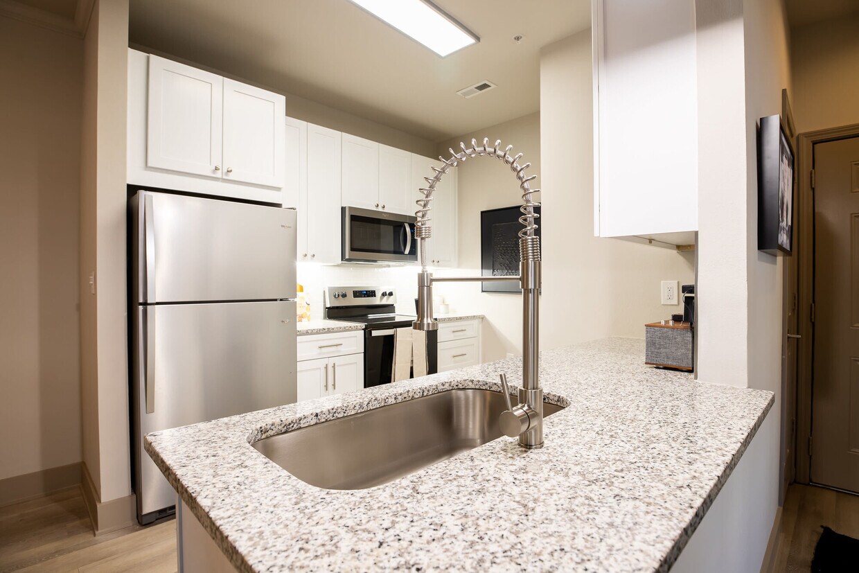 Cortland Mallard Creek Apartments in Charlotte, NC