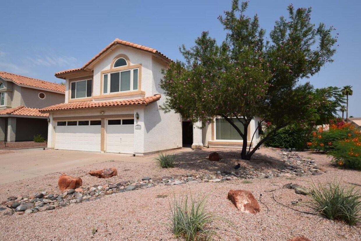 Primary Photo - Beautiful 2935 sq ft 5 bedroom Ahwatukee h...