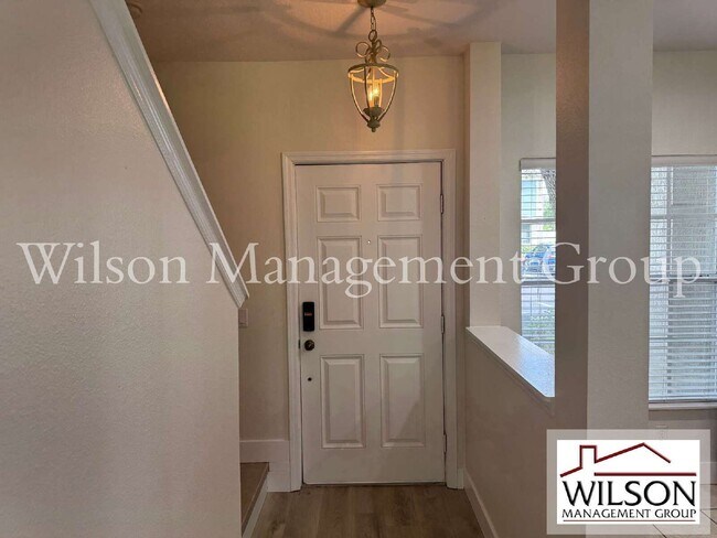 Foto del edificio - 10328 Manderley Way