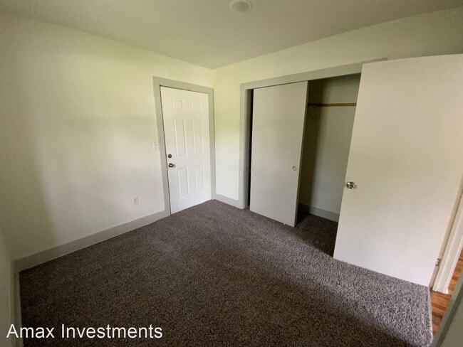 Building Photo - 2 br, 1 bath House - 9 Switzler St