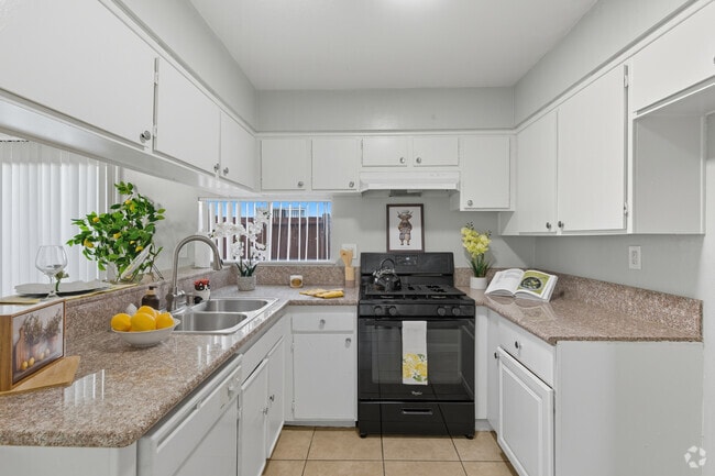 Interior Photo - Village Green