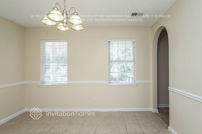 Building Photo - 2035 Amberly Glen Way