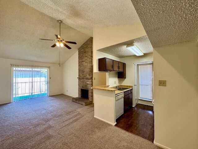 Foto del edificio - 9229 Imogene St