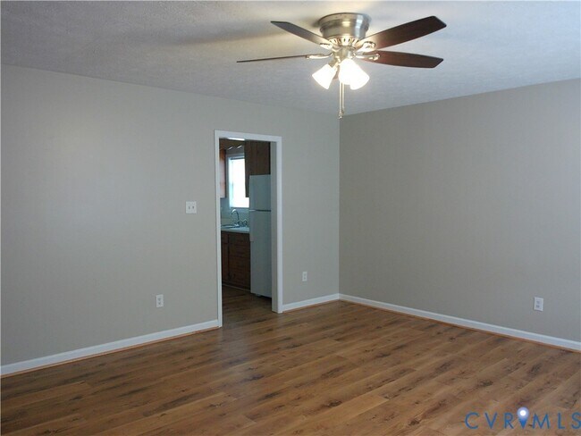 Building Photo - 212 N Kalmia Ave