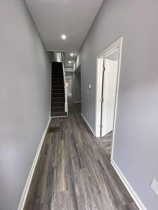 Building Photo - Anika Homes 4 Bedroom