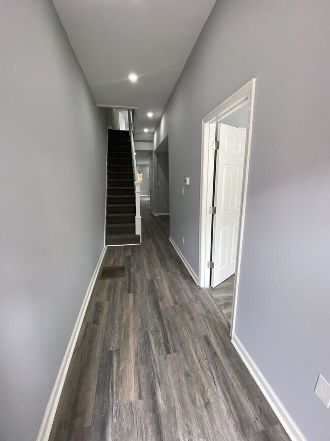 Foto del edificio - Anika Homes 4 Bedroom