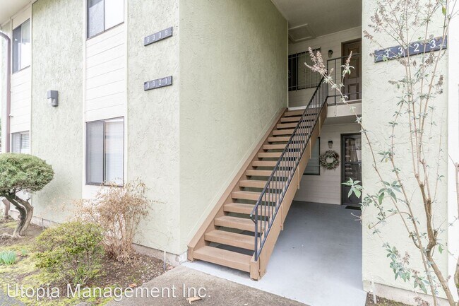 Building Photo - 2 br, 2 bath House - 3329 NE 162nd Ave