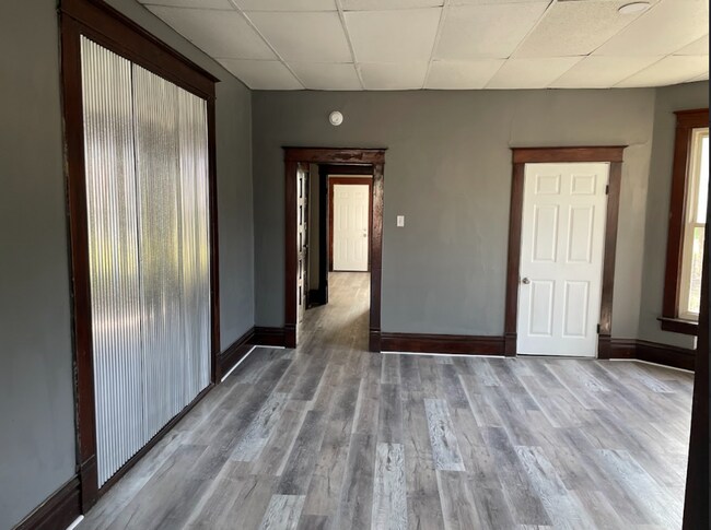 Foto del edificio - 216 N Lynn St