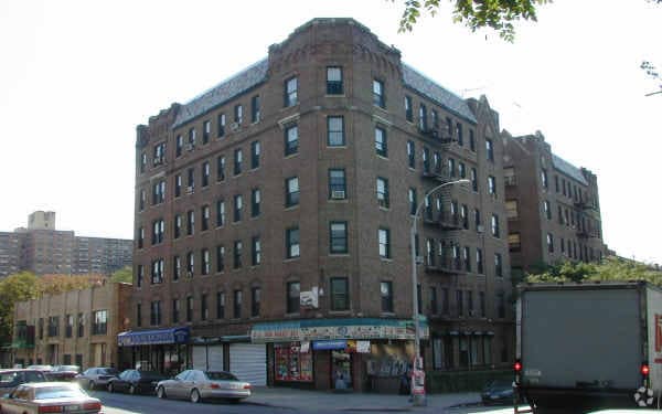 Building Photo - 941 Washington Ave