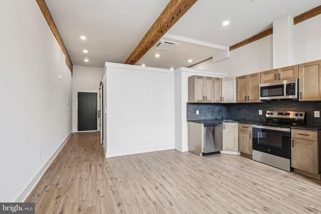 Foto del edificio - 201 Leverington Ave
