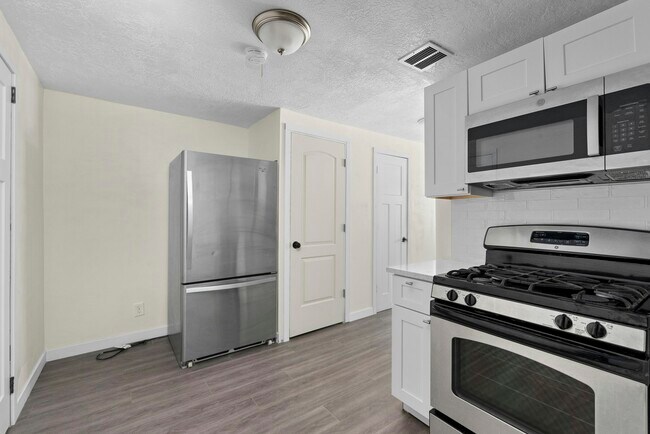 Foto del edificio - 606 6th Ave