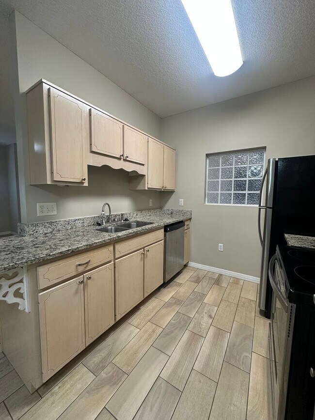 Foto del edificio - Quiet Condo at The Oaks at Niceville