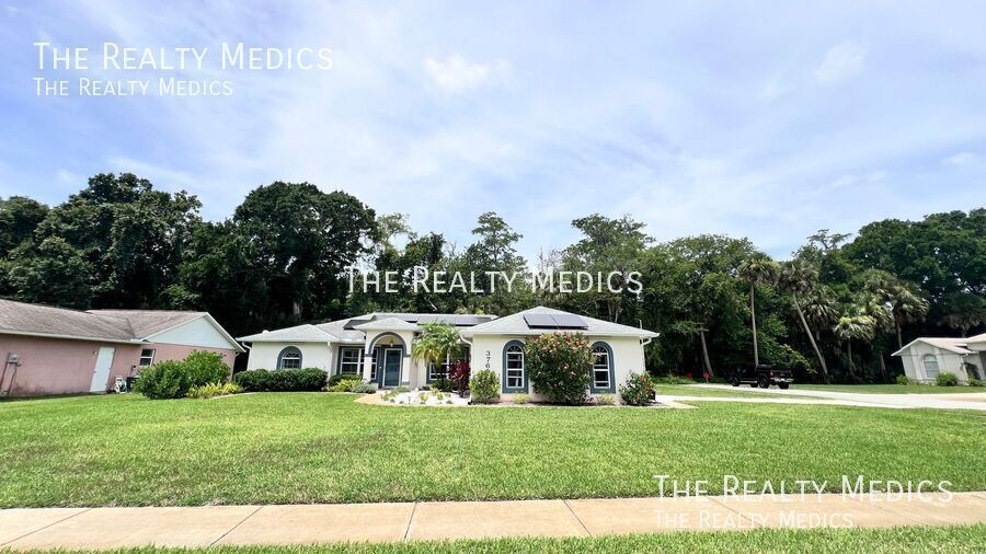 Primary Photo - 3769 Grove View Ln
